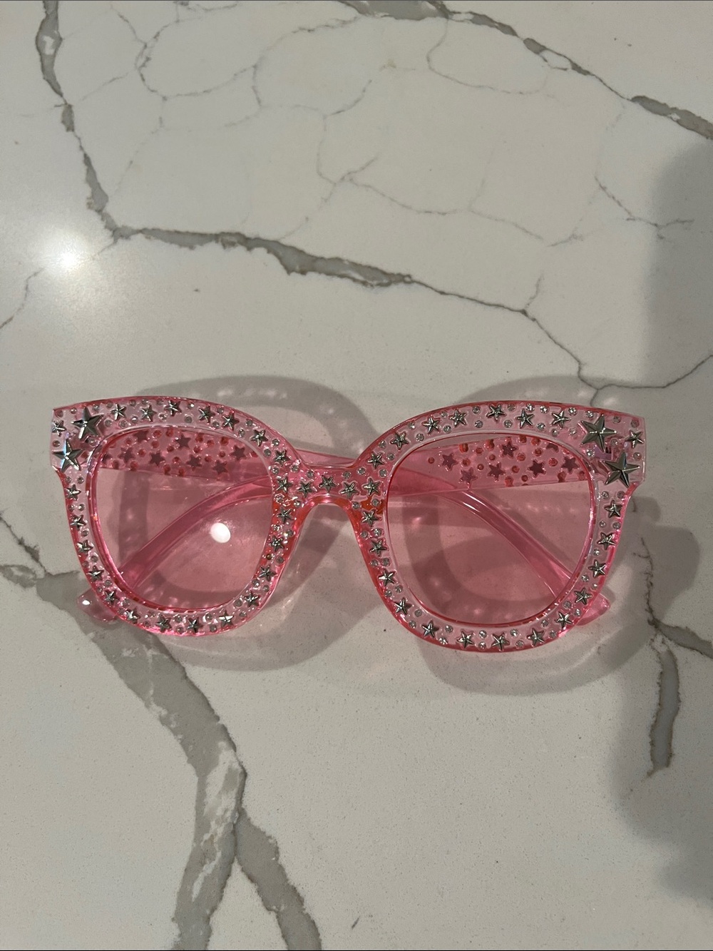 Women’s pink sunglasses